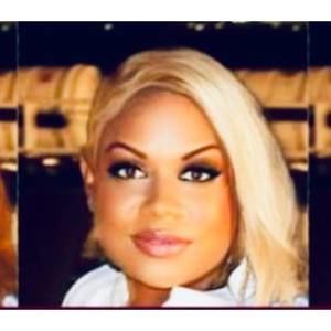 Meet your Posher, Samantha